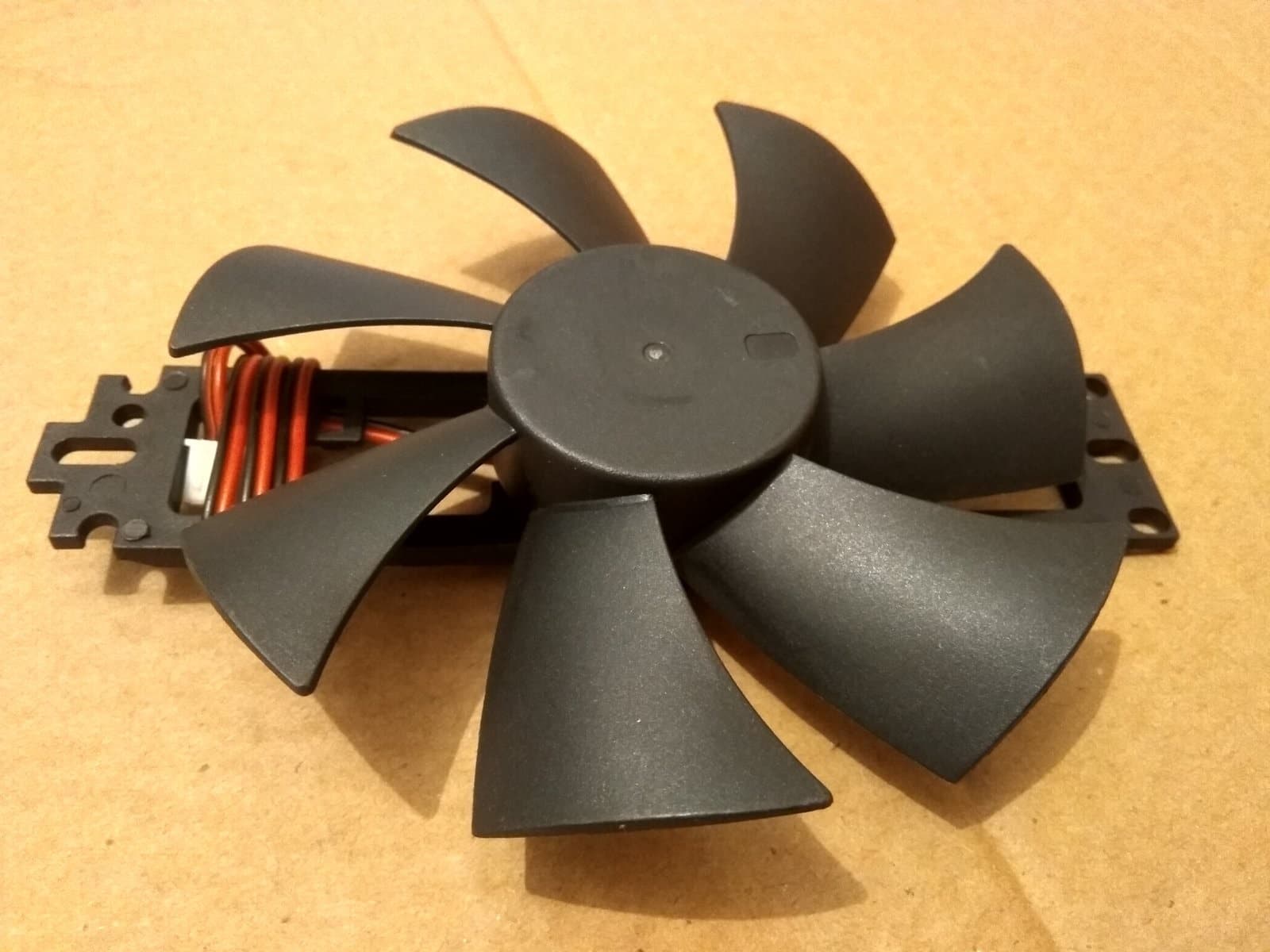 Вентилятор плити індукційної 239780, 239308, 215012, 215029 919446 - зображення 1