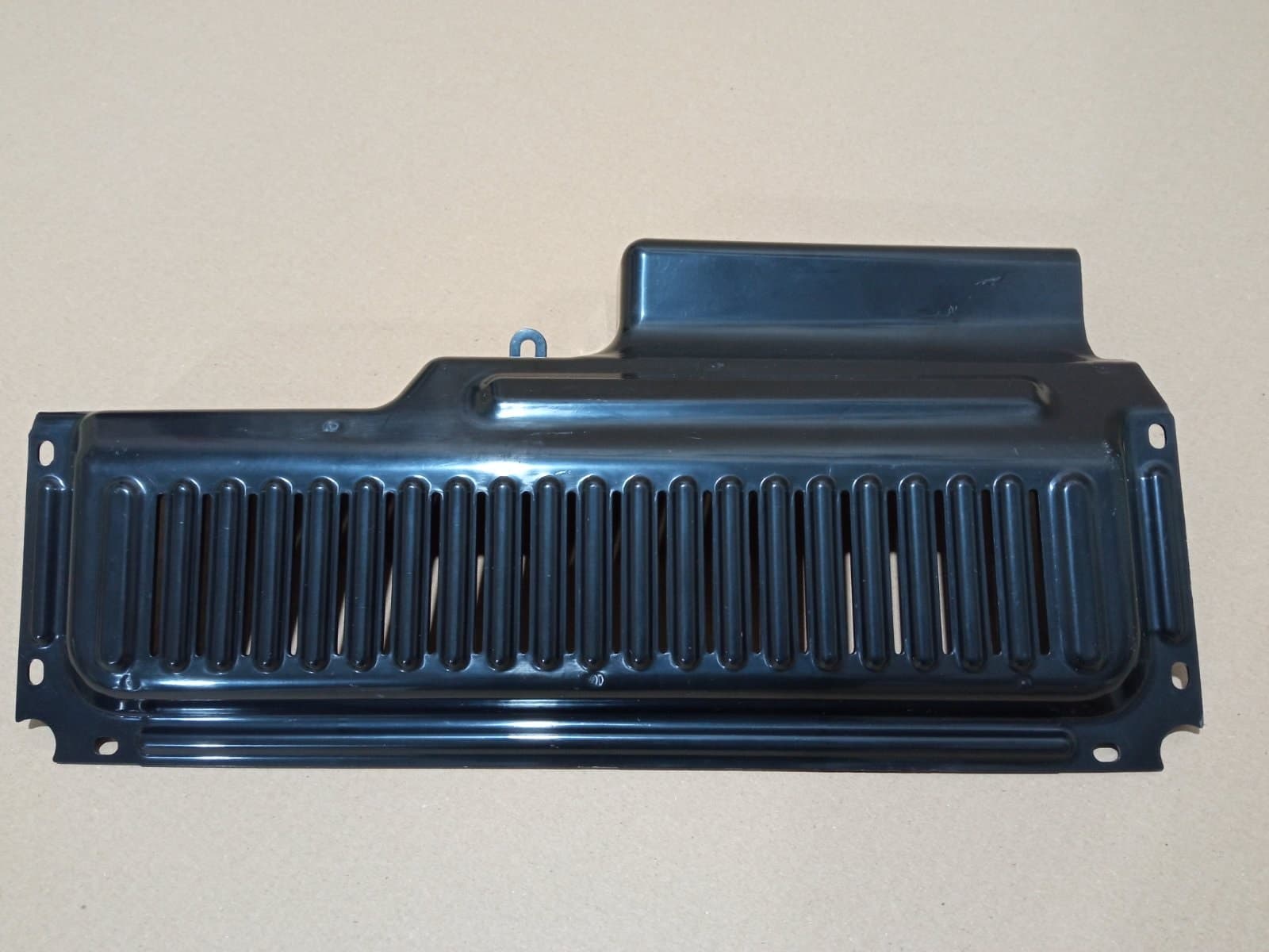 Нижня кришка (захист) слайсера 210239, 210215, 210222 939062 - зображення 1