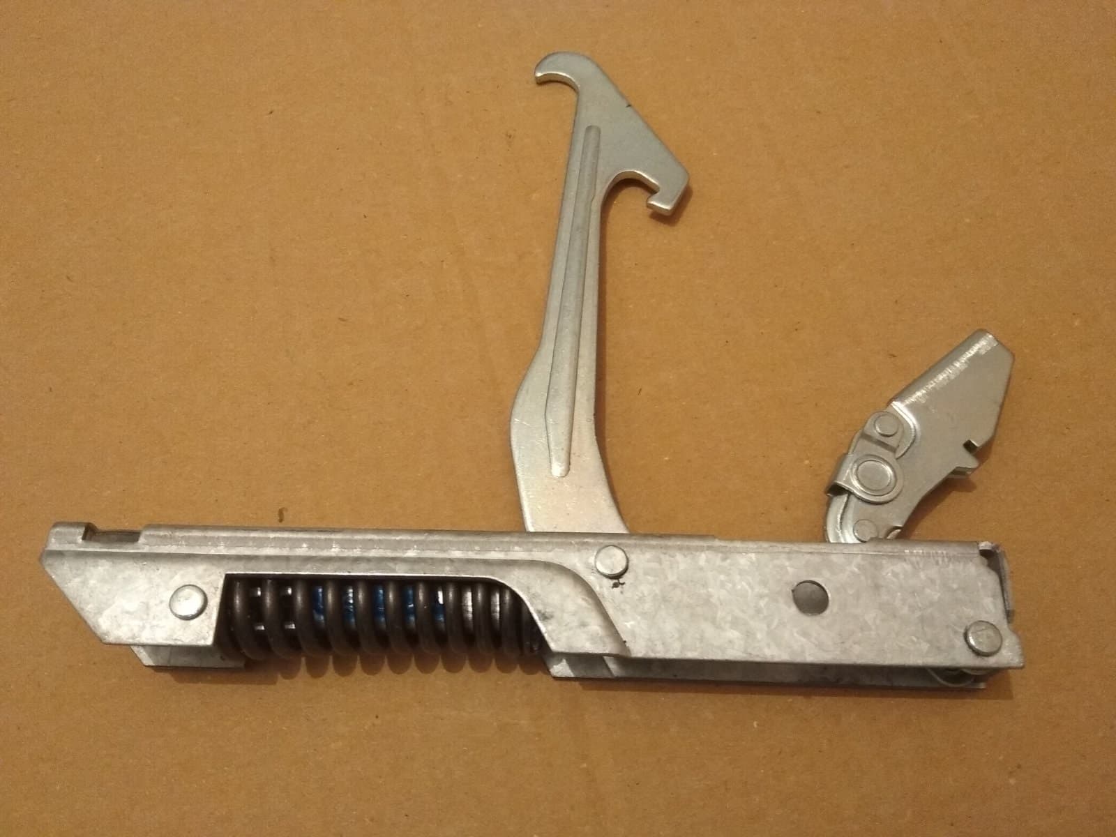 Петля дверцят конвектомату 227060, 227077 942918 - зображення 1