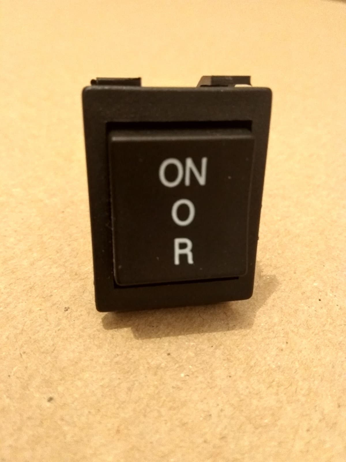 Вимикач м"ясорубки 210864 Z CZE210864-20 - зображення 1