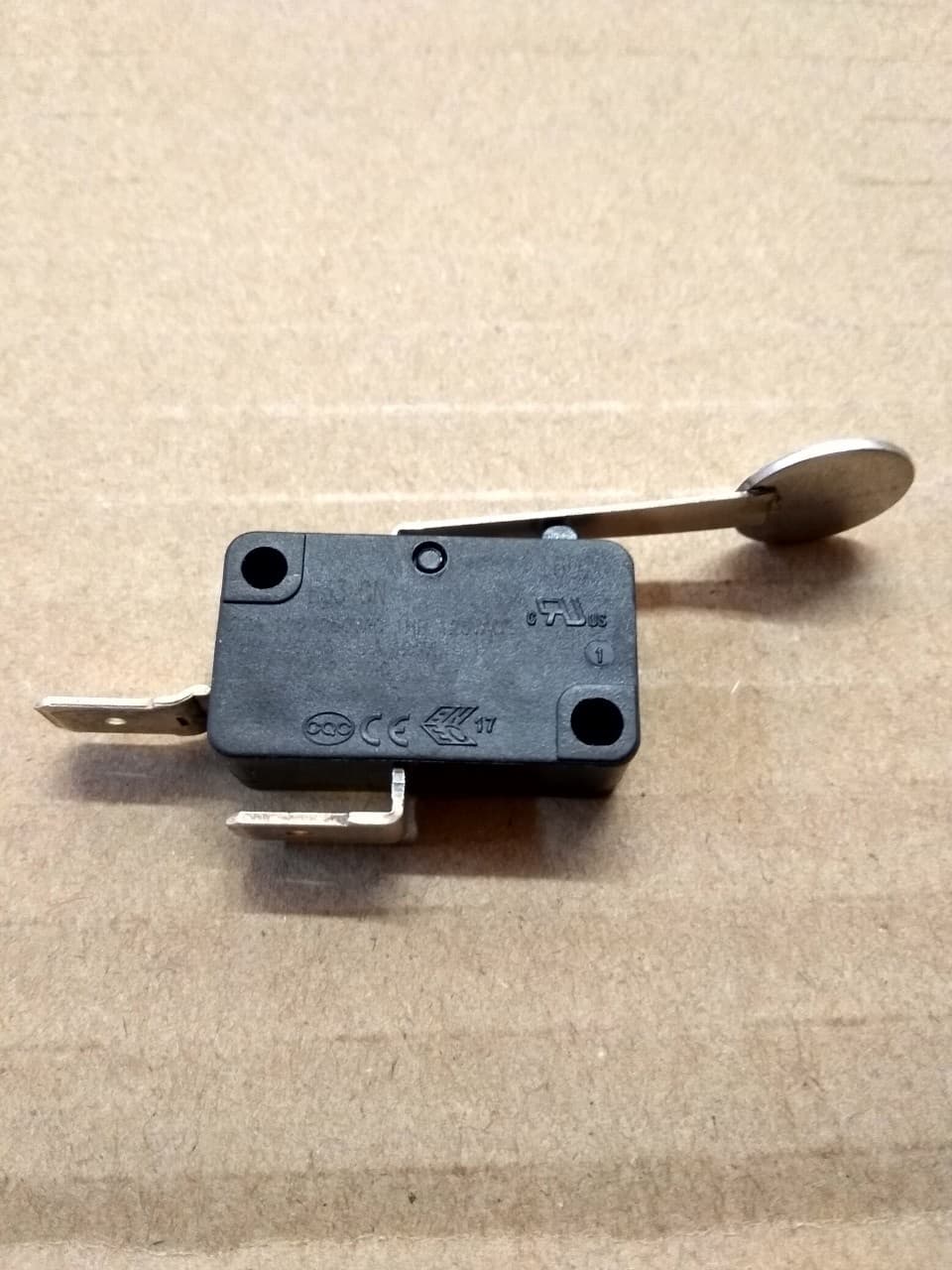 Мікроперемикач до фритюрниці 930571 - зображення 1