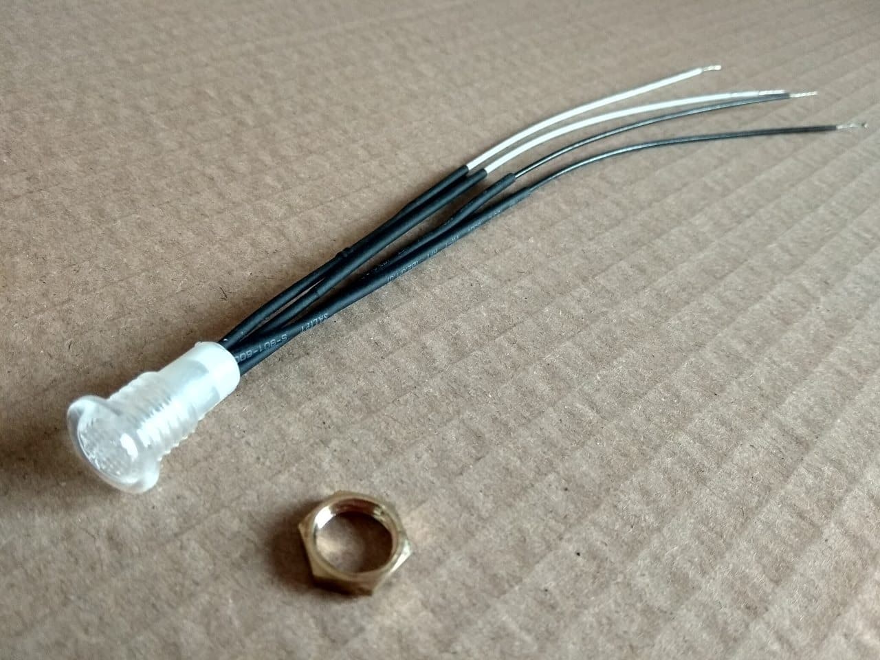 Контрольна лампочка кип"ятильника 211403, 211502, 211882, 208007, 208106, 208205 - зображення 1