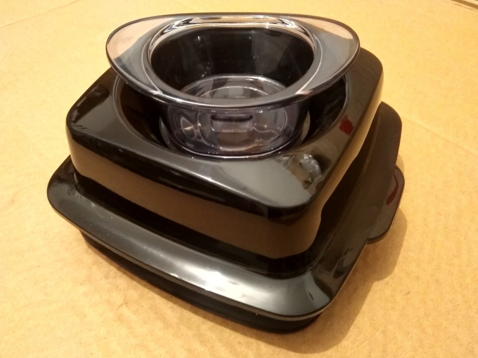 Кришка чаші блендера 230688, 230718, 230695, 933688, 943489, 942642 933787 - зображення 1