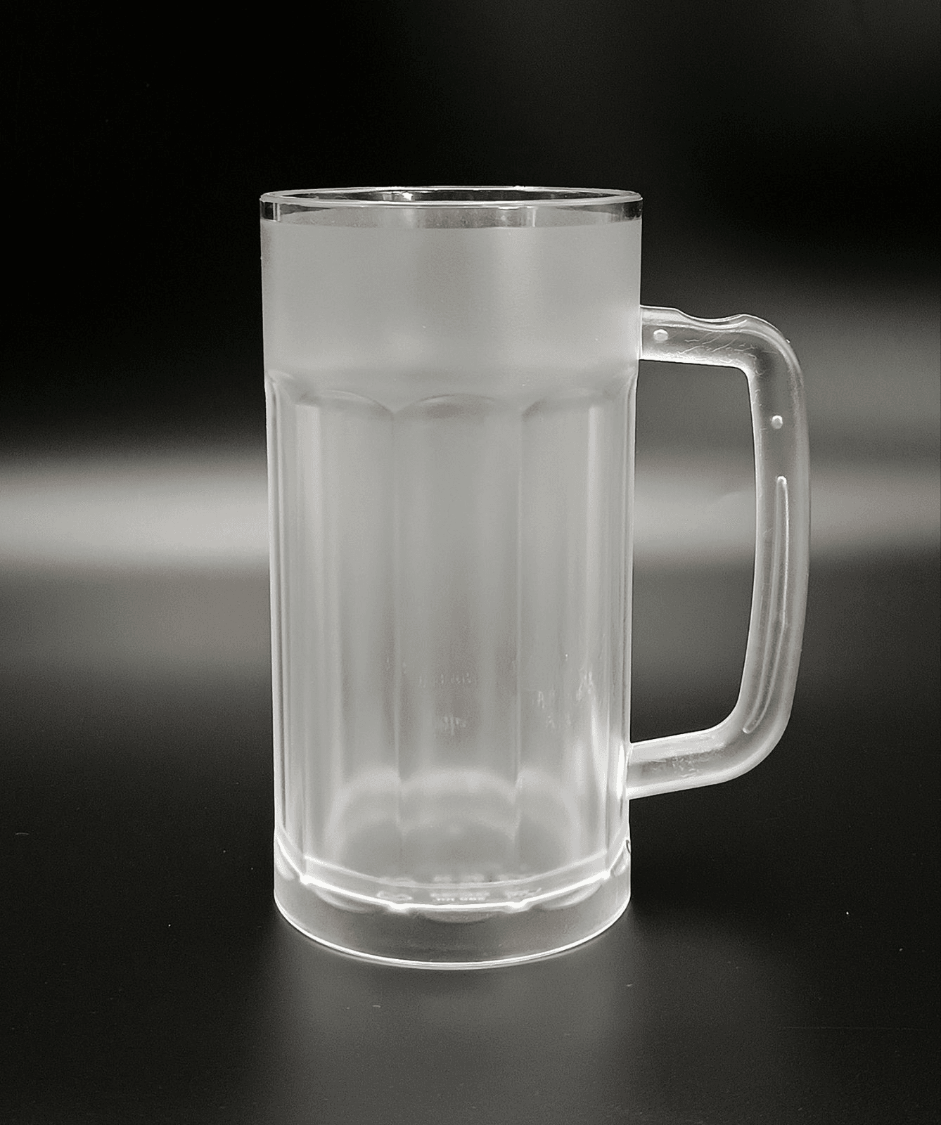 Бокал для пива 560 мл GC--0034F Gastro Plast PC Матовий - зображення 1