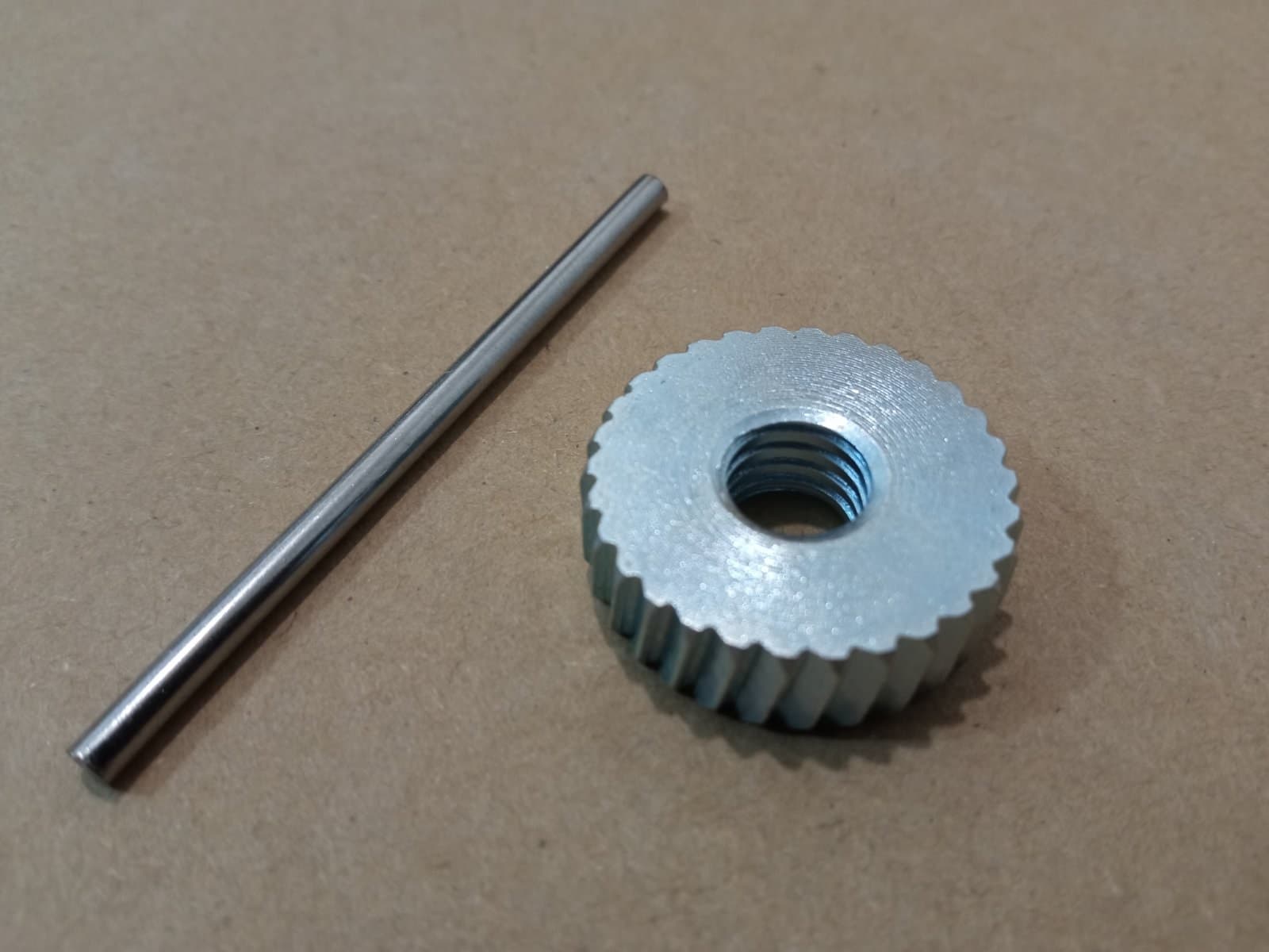 Шестерня до консервного ножа 690000 690208 - зображення 1