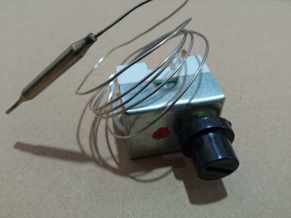 Термостат фритюрниці запобіжний 205808, 205815, 205822. 930595 - зображення 1