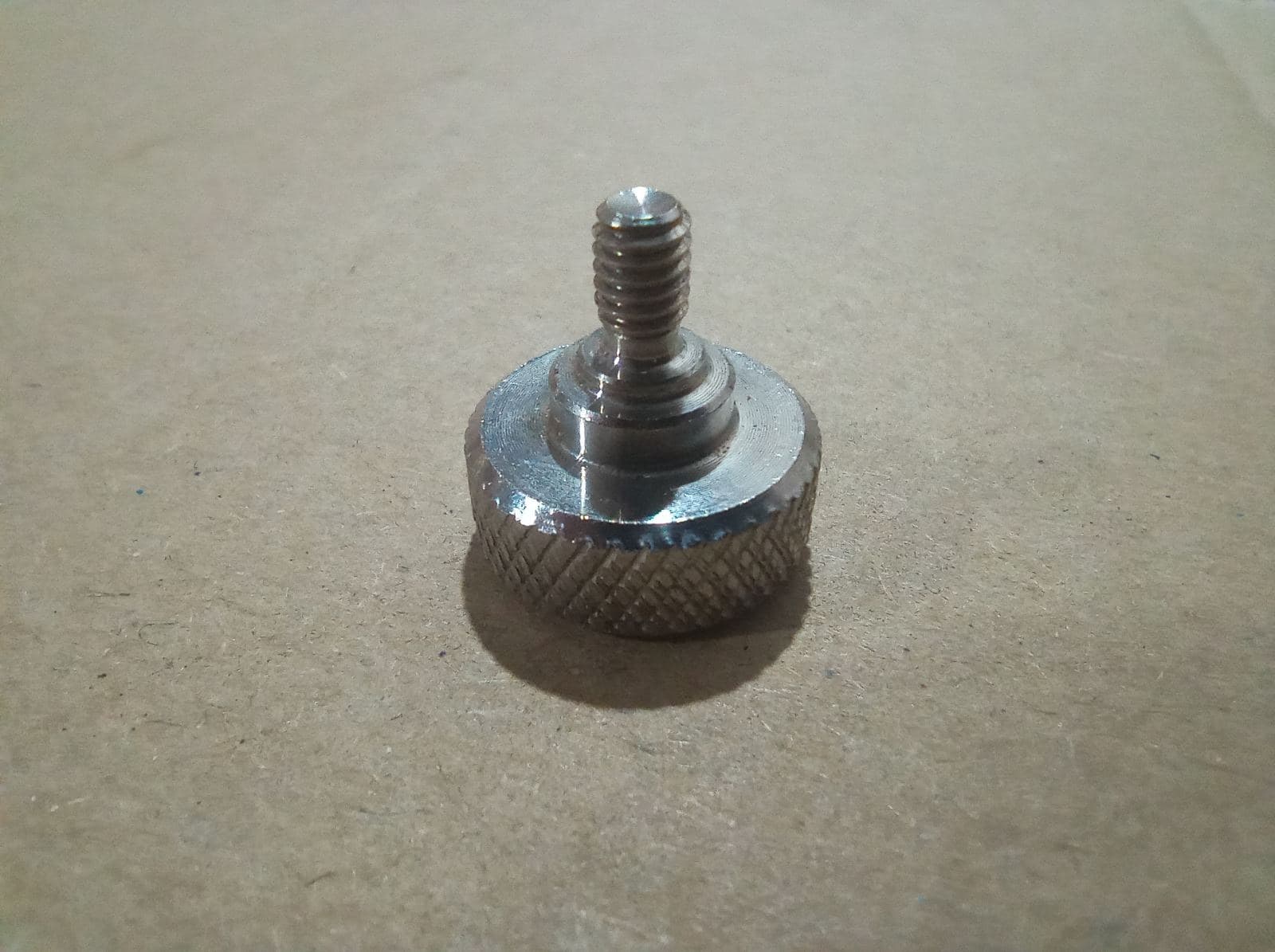 Гвинт кріплення захисту на лезо ножа для шаурми 267240, 267257 932797 - зображення 1